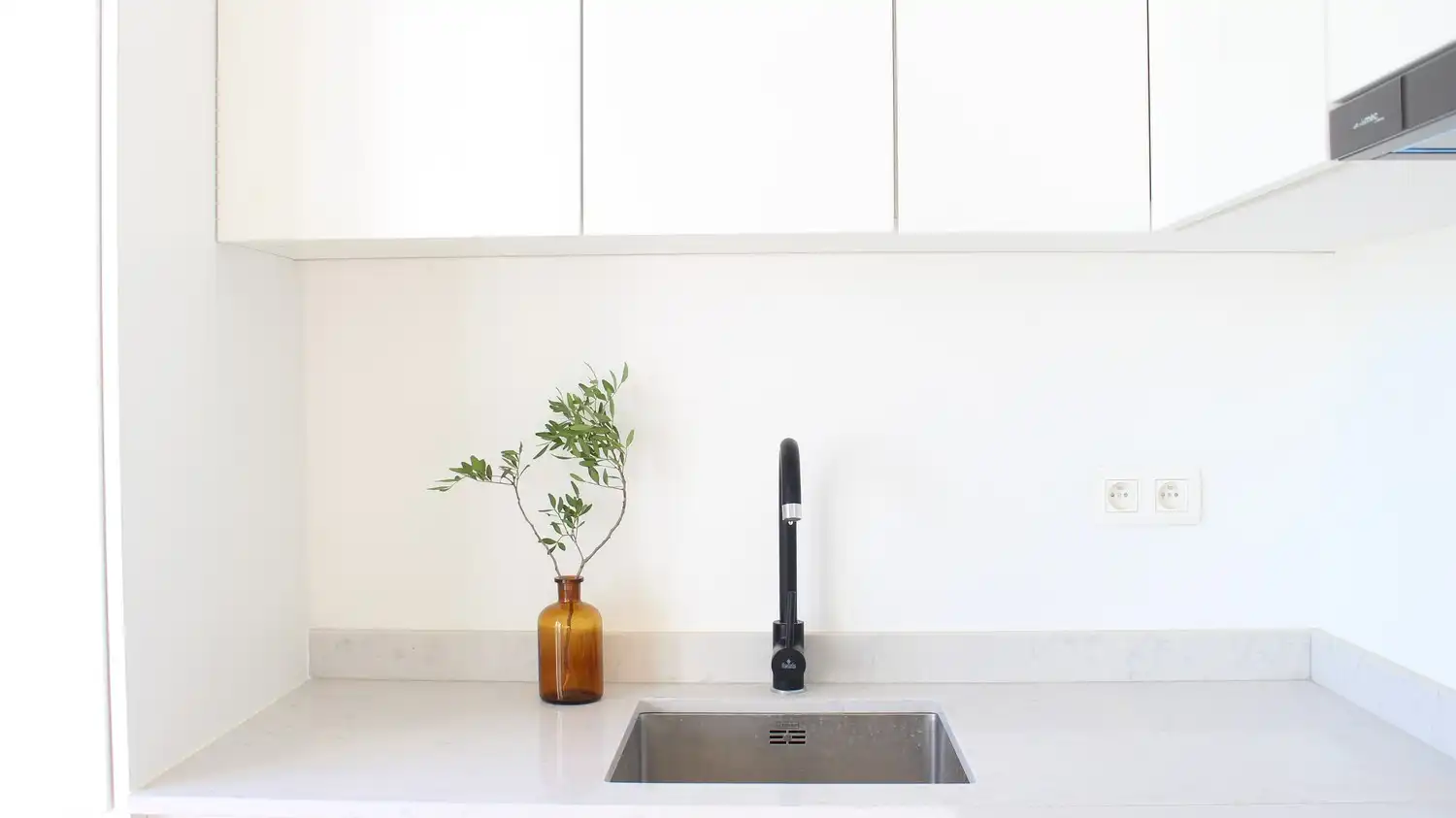 Prachtig 1-slaapkamer appartement in stijlvol gerenoveerd gebouw op toplocatie te Mortsel foto 3