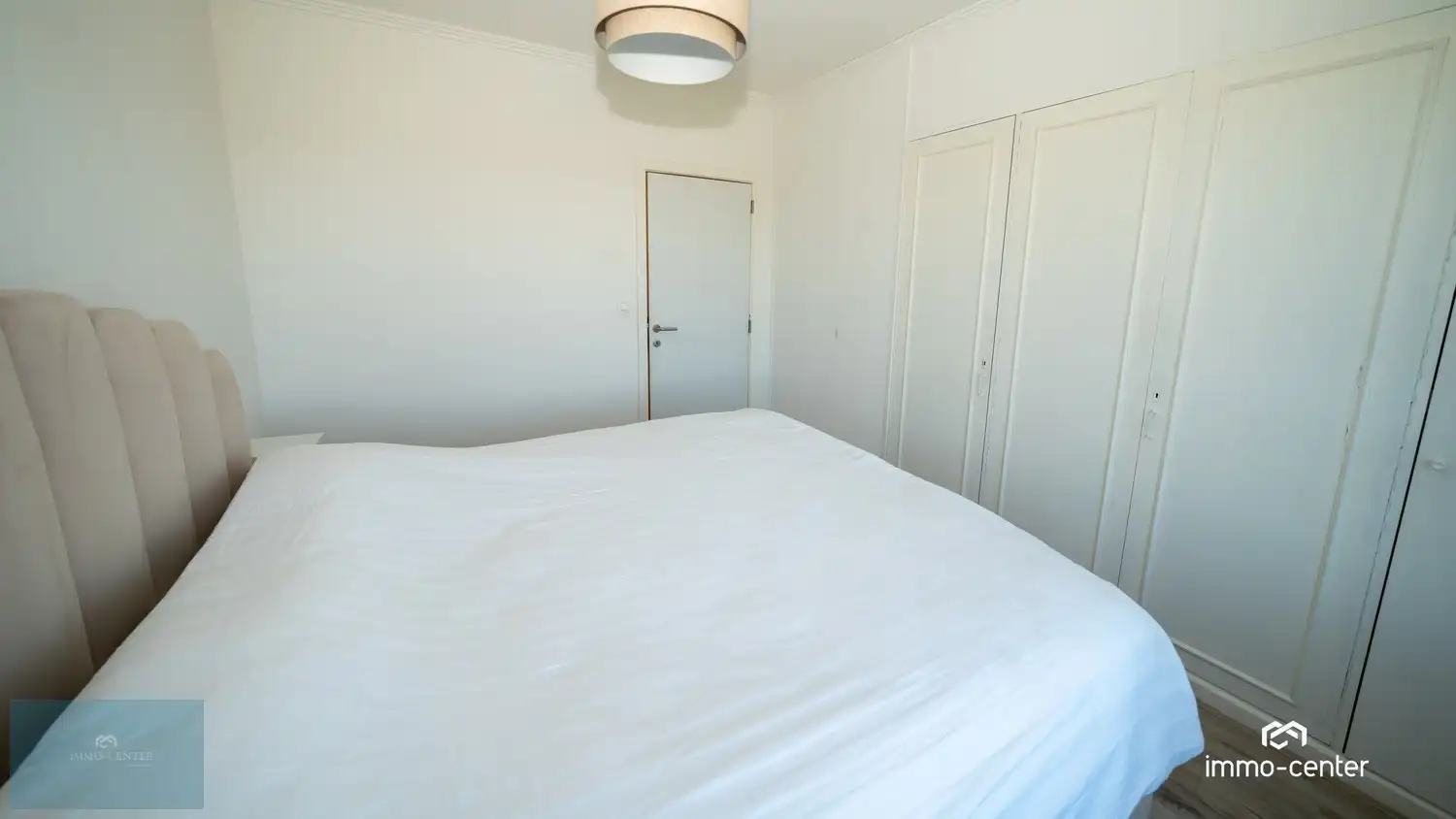 Wonen op topniveau — lichtrijk 2-slaapkamerappartement met uniek panoramisch uitzicht in Genk foto 13