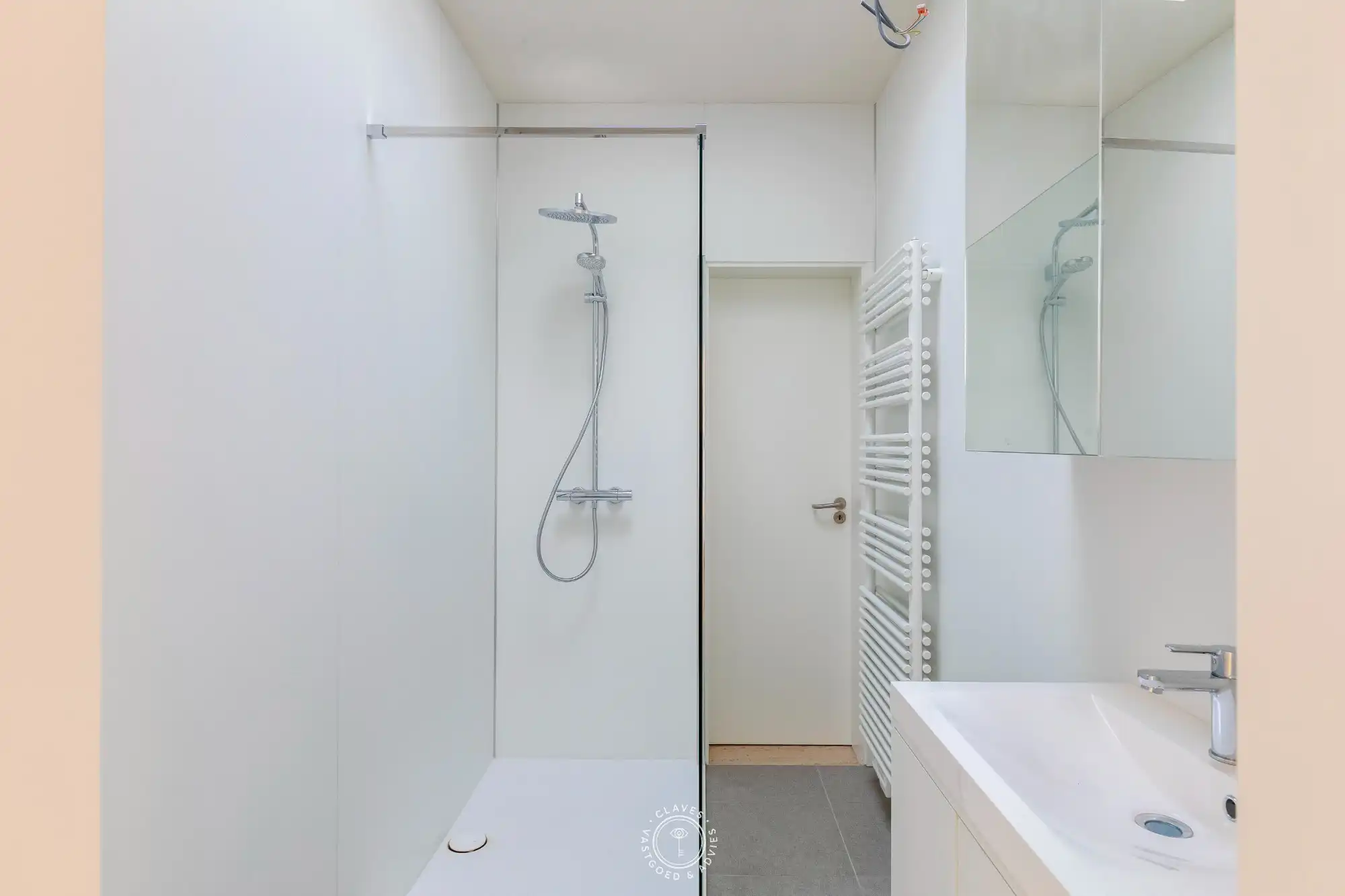 Dakappartement met ruim zuidgericht terras in centrum Sint-Niklaas foto 13