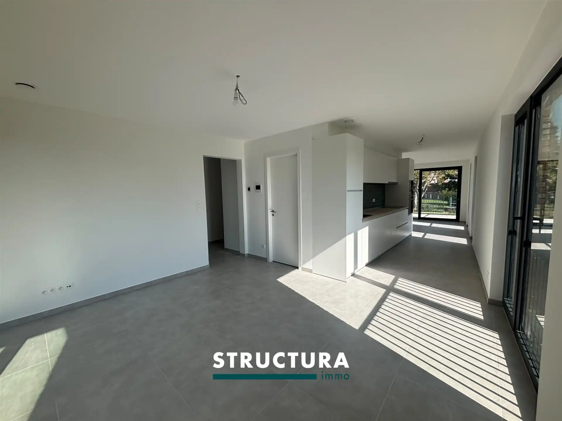 Luxe, nieuwbouw appartement vlakbij het centrum! foto 8