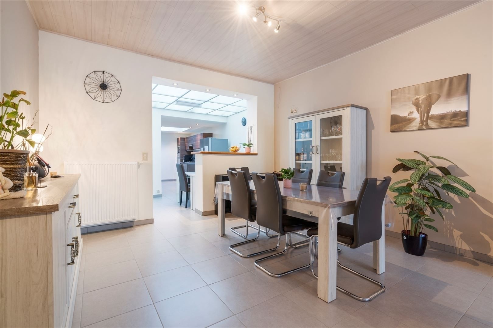 Huis met 2 garages foto 7