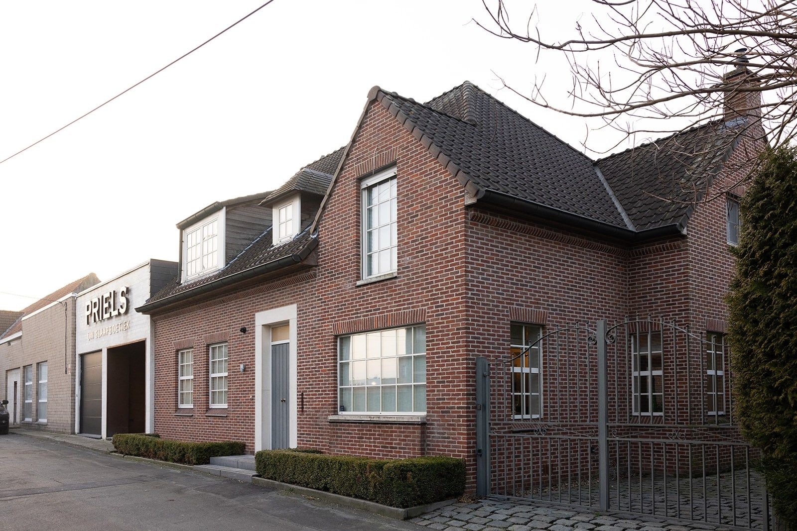 ()=>{if(producerUpdateValueVersion(node),producerAccessed(node),node.value===ERRORED)throw node.error;return node.value} Ommegangstraat 27 - - 8540 Deerlijk