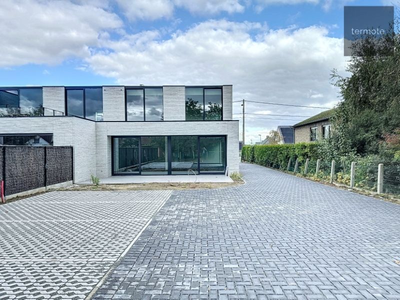 Praktijkruimte foto {{pictureIndex}}