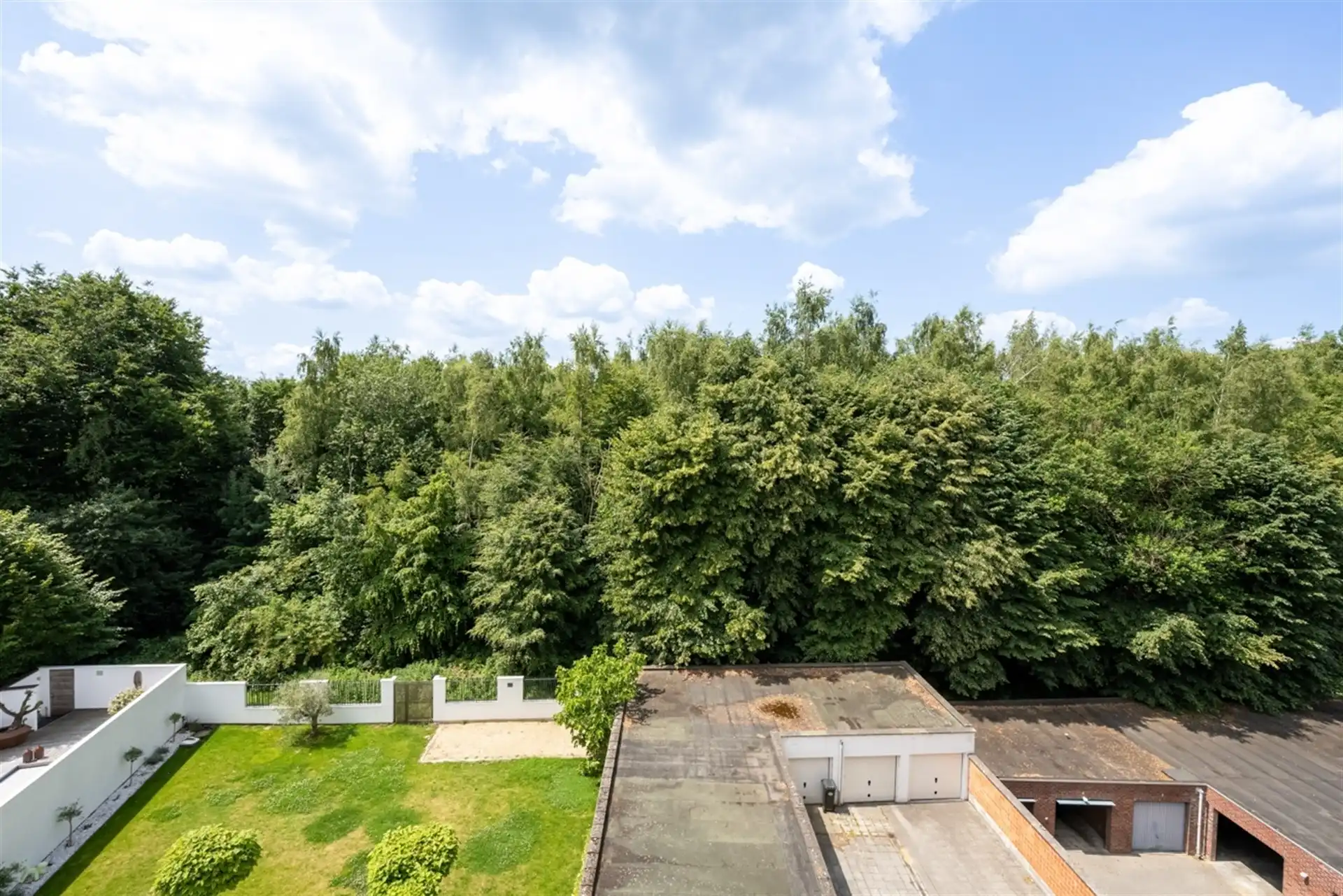 Ruim en stijlvol appartement met terras en prachtig uitzicht in hartje Aalst foto 18