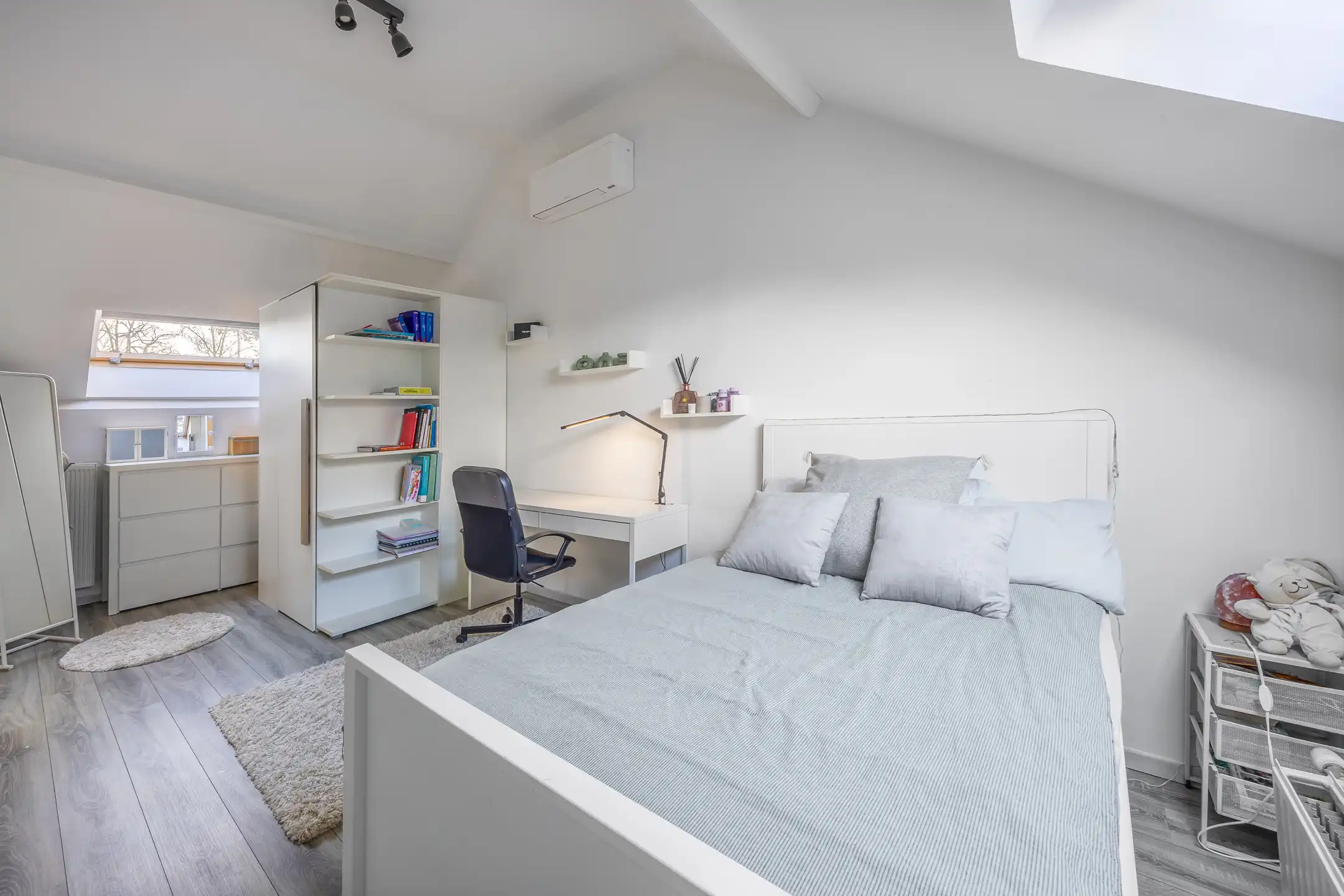 Schilde-Bergen: energiezuinige villa met zwembad   foto 23