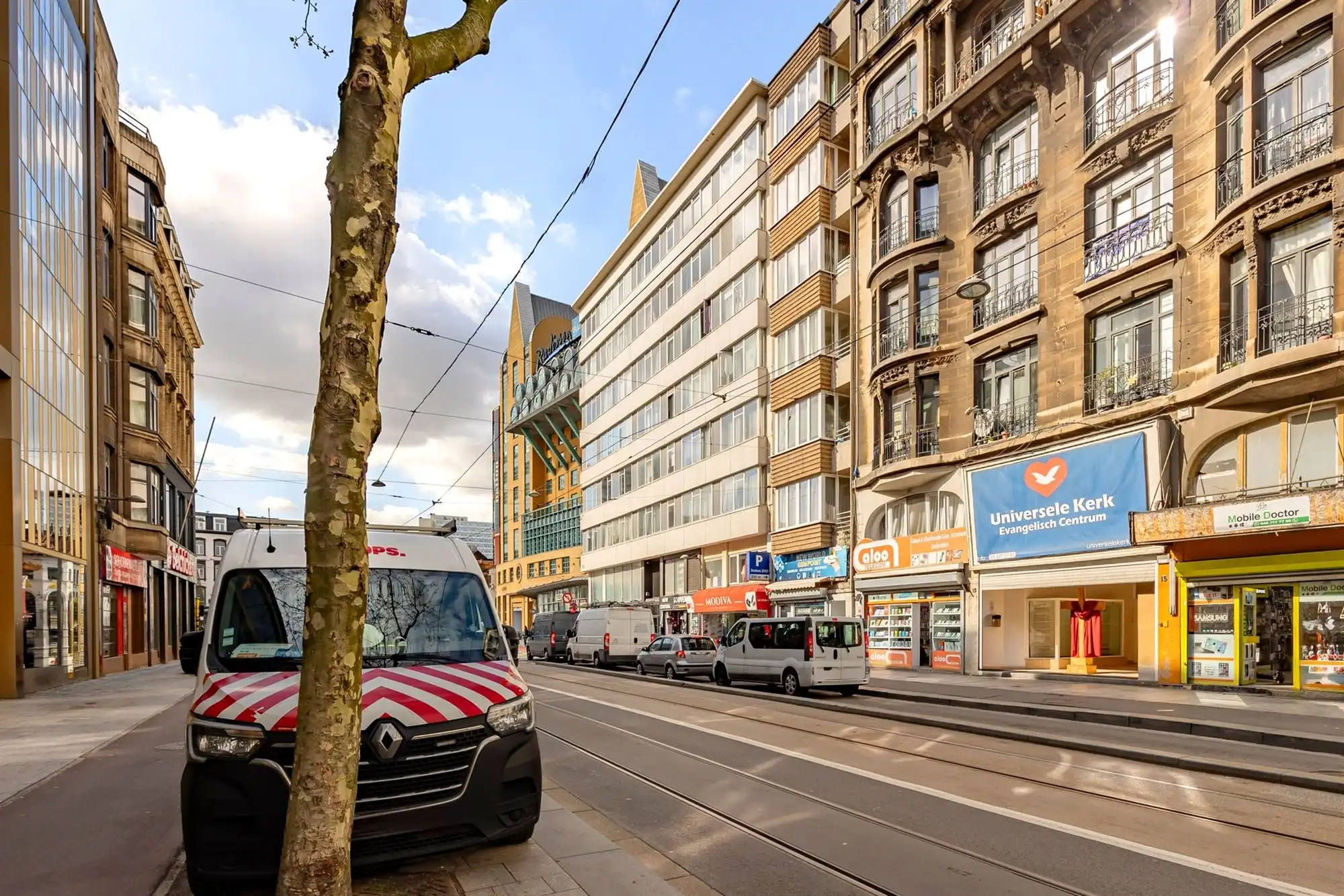 Instapklaar verhuurd appt met 2 slk vlakbij het Centraal Station foto 12