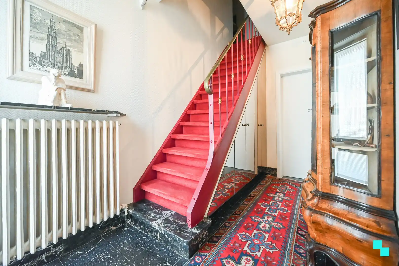 Zeer ruime woning met naastliggend interessant perceel te Izegem foto 5