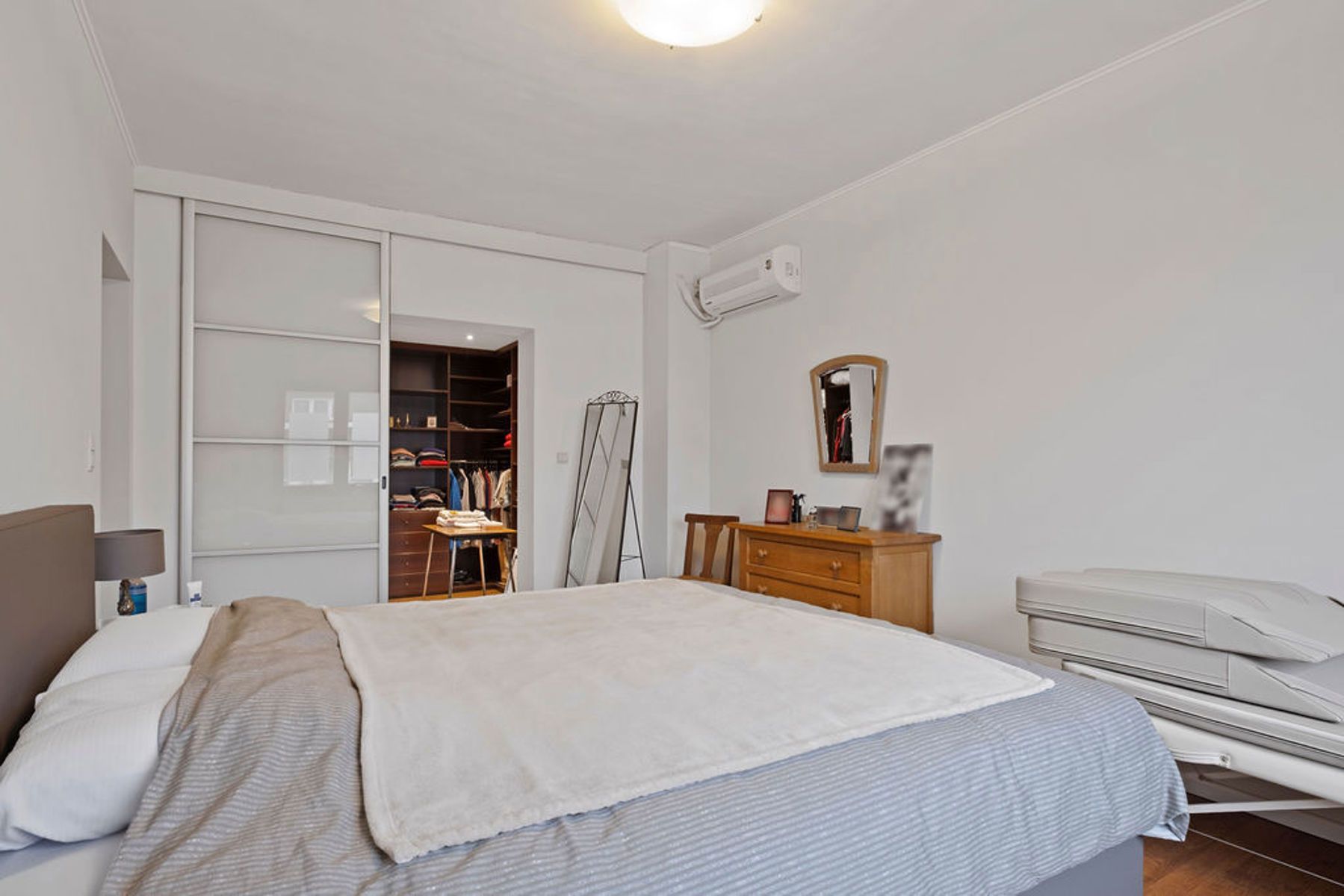 Gezinswoning met potentieel voor extra kamers en badkamer! foto 20
