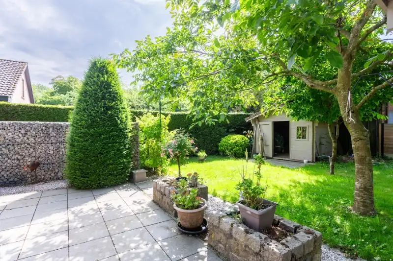 Villa op toplocatie, uiterst veel privacy in zeer rustige straat! foto 24