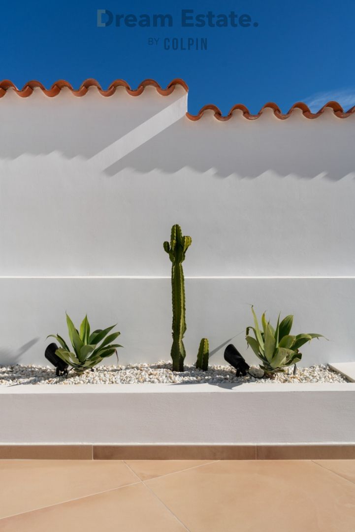 Eerste lijns villa foto 22