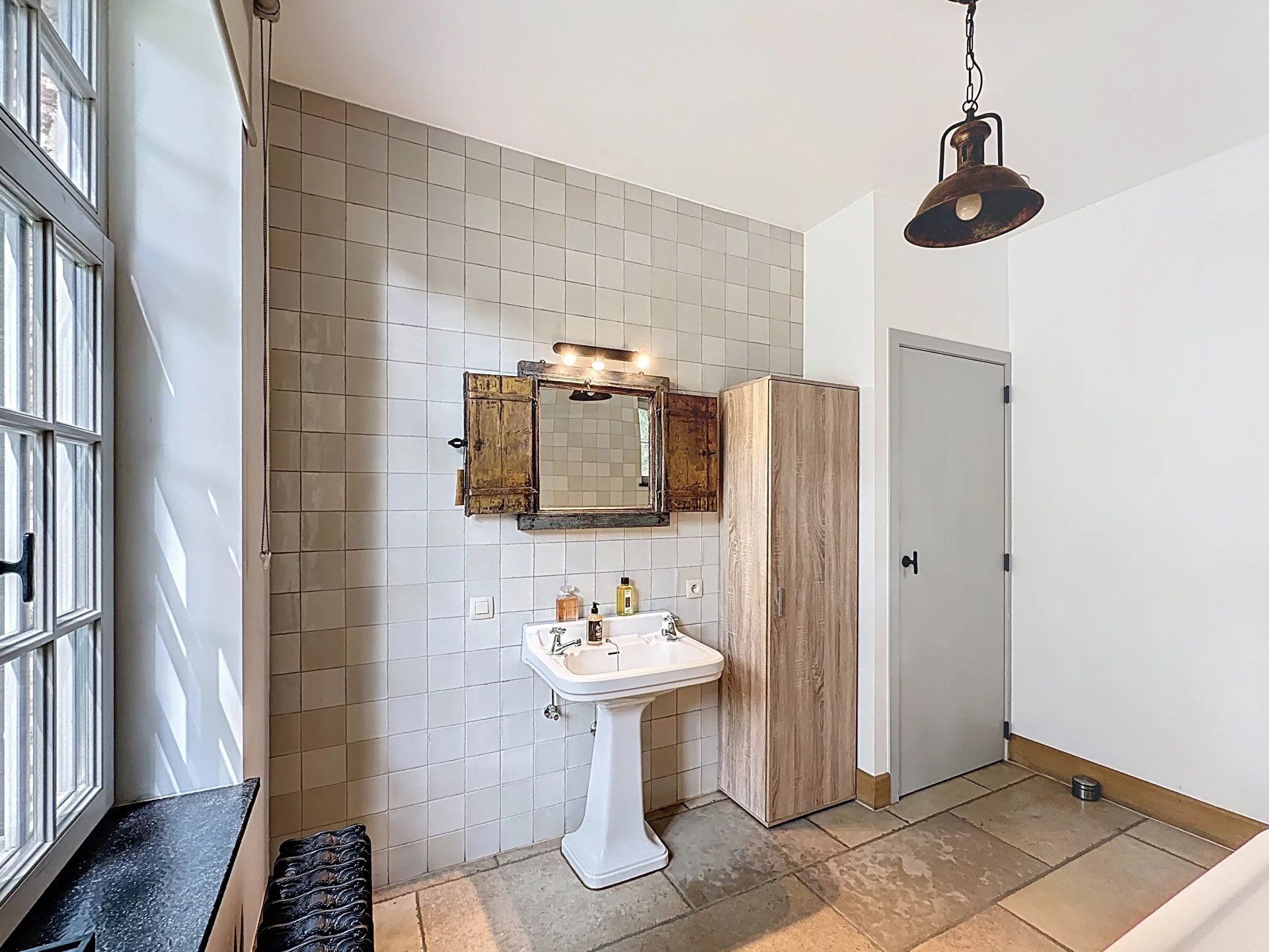 Prachtige villa met 3 slaapkamers op een perceel van +/- 60 are. foto 13