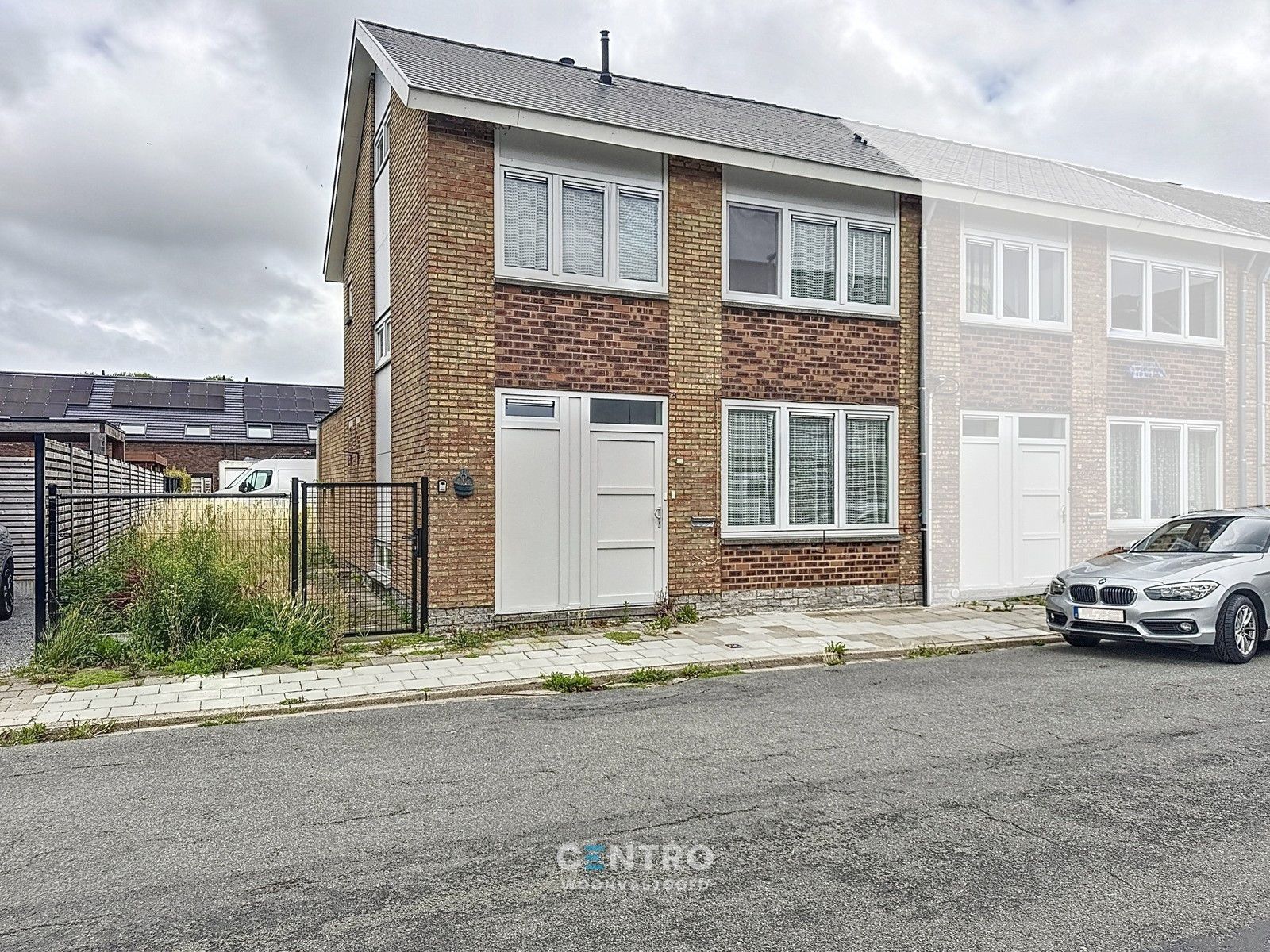 Woning met 3 slpks, GARAGE, tuin en UITWEG achteraan! foto 3