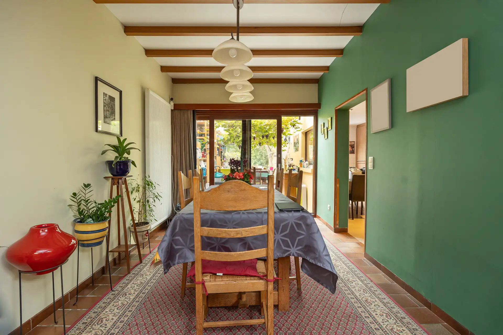 Ruime herenwoning met 5 slaapkamers en praktijk in centrum foto 6