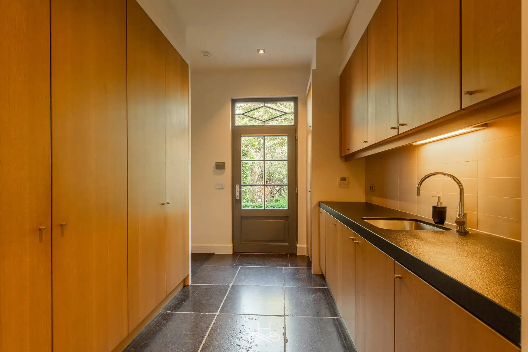 Exclusieve villa te Tremelo met prachtige vijver foto 13