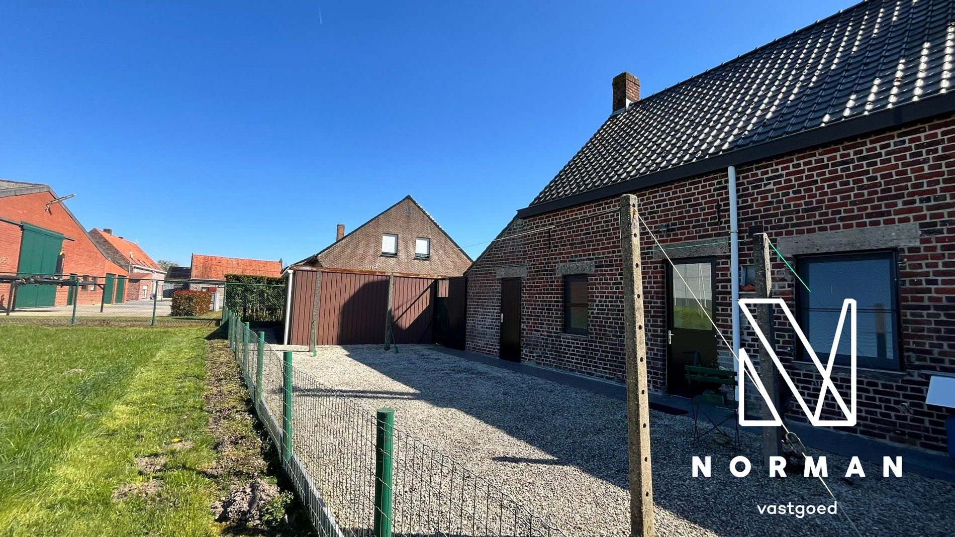 Woning met potentieel op prachtig perceel (690m²) te Ingelmunster. foto 4