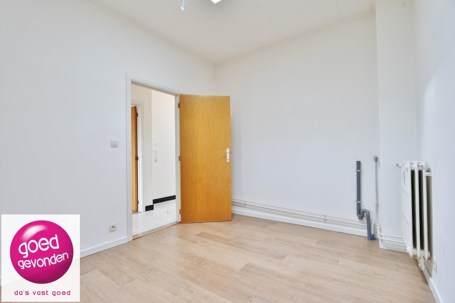 CENTRUM STAD - RUIM APPARTEMENT - 2 tot 3 SLK foto 17