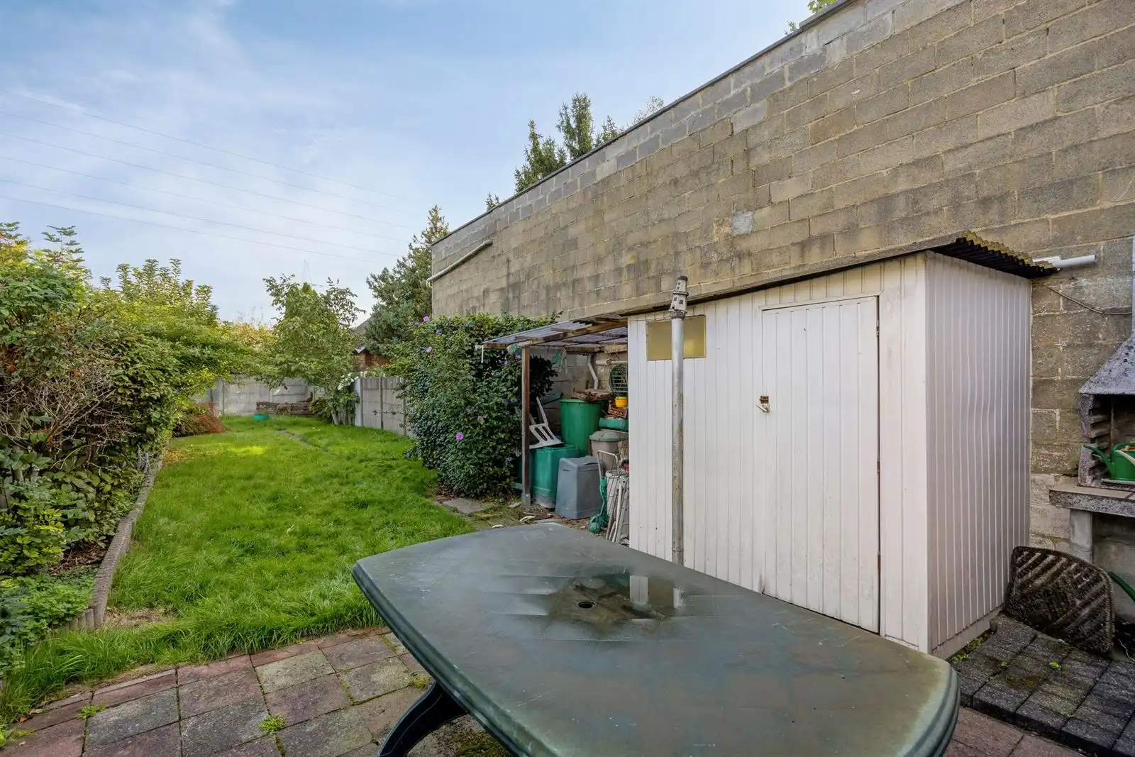 Ruime woning met tuin en inrichtbare zolder foto 14