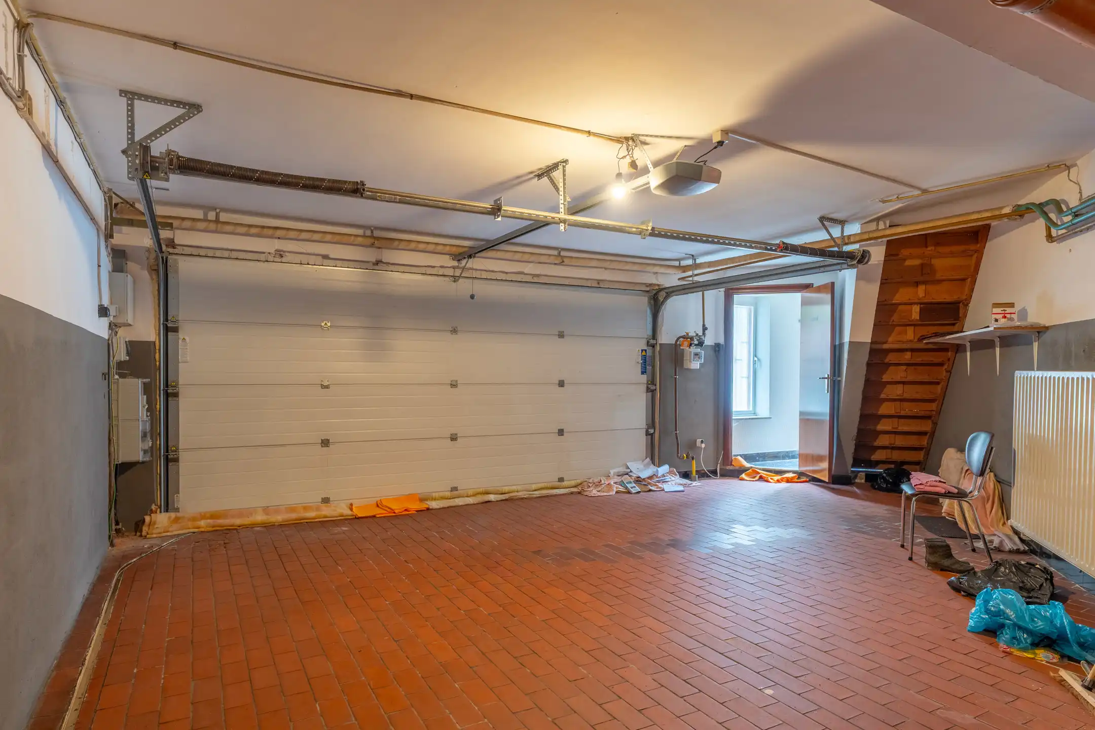 Te renoveren woning mét 1 slpk en garage op toplocatie te Turnhout  foto 5