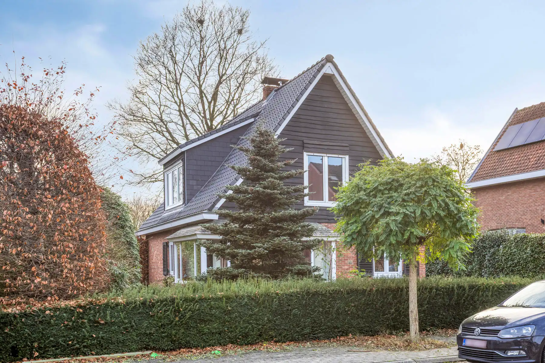 Te renoveren 4-gevelwoning op prachtig perceel foto 3