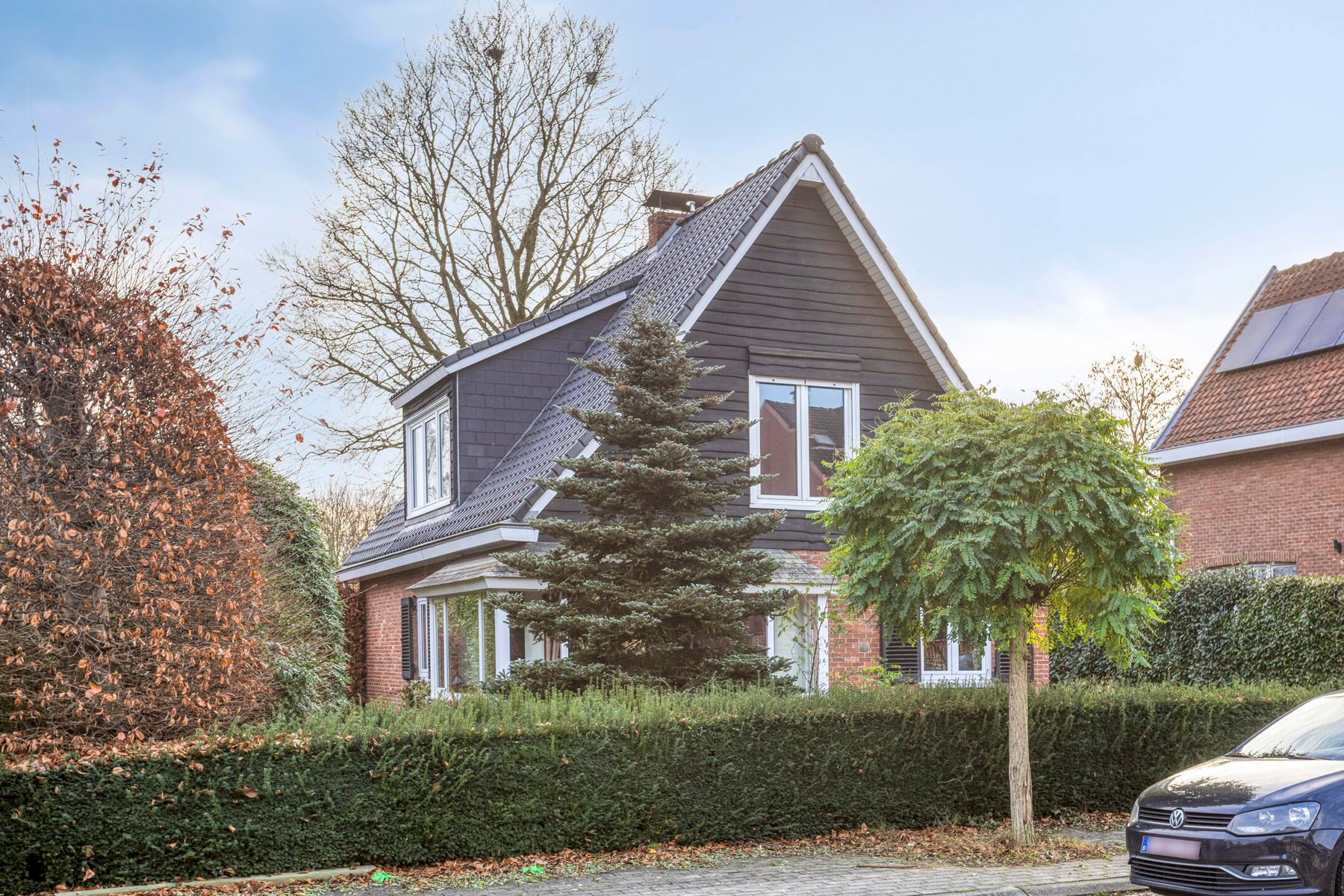 Te renoveren 4-gevelwoning op prachtig perceel foto 3