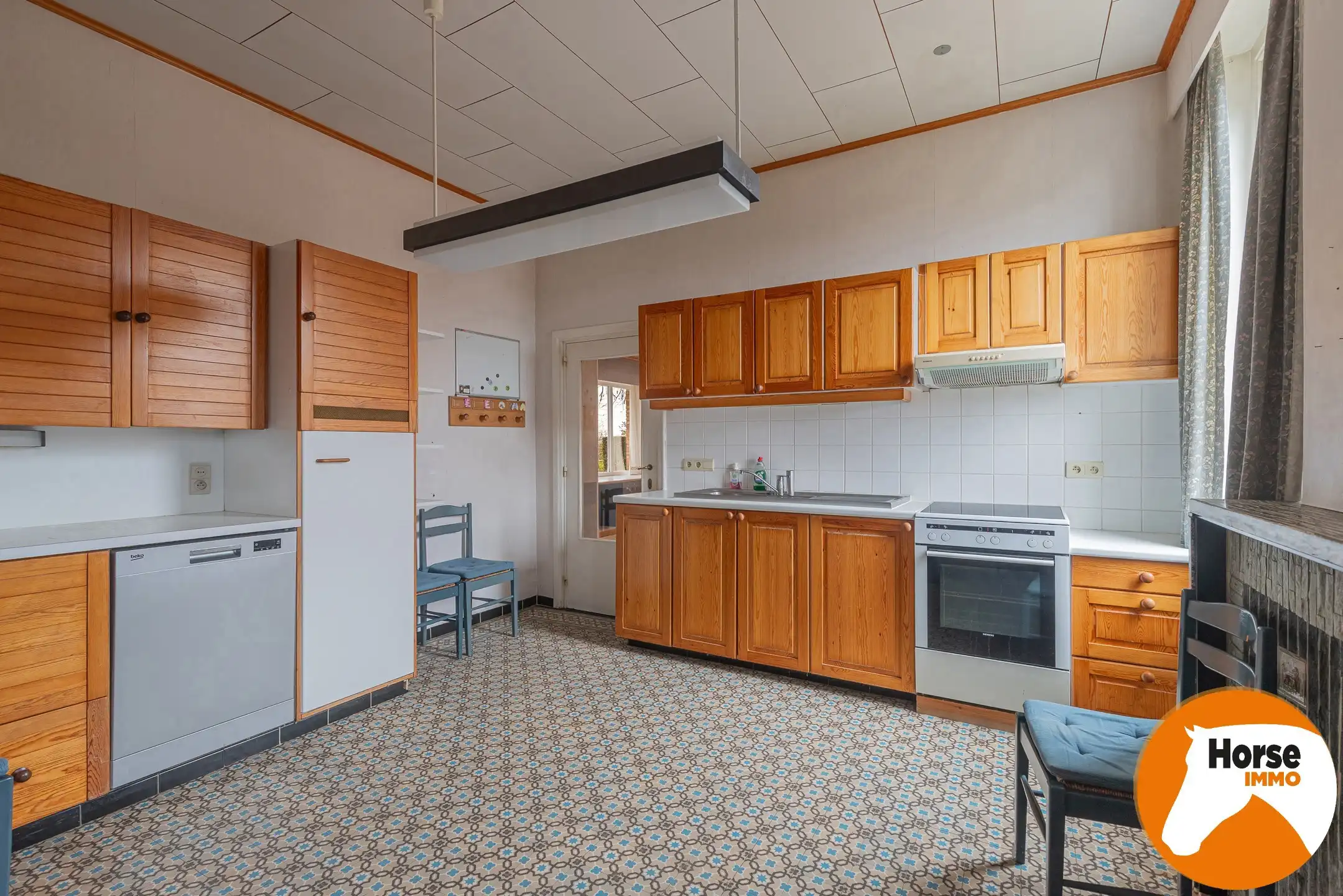 WICHELEN – Karakteristiek burgerhuis op schitterend perceel foto 10