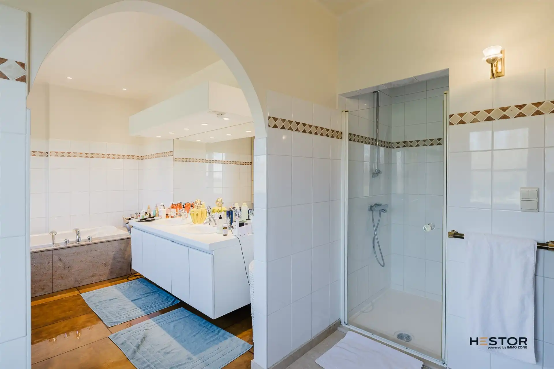 Ruime villa op mooi perceel! foto 11