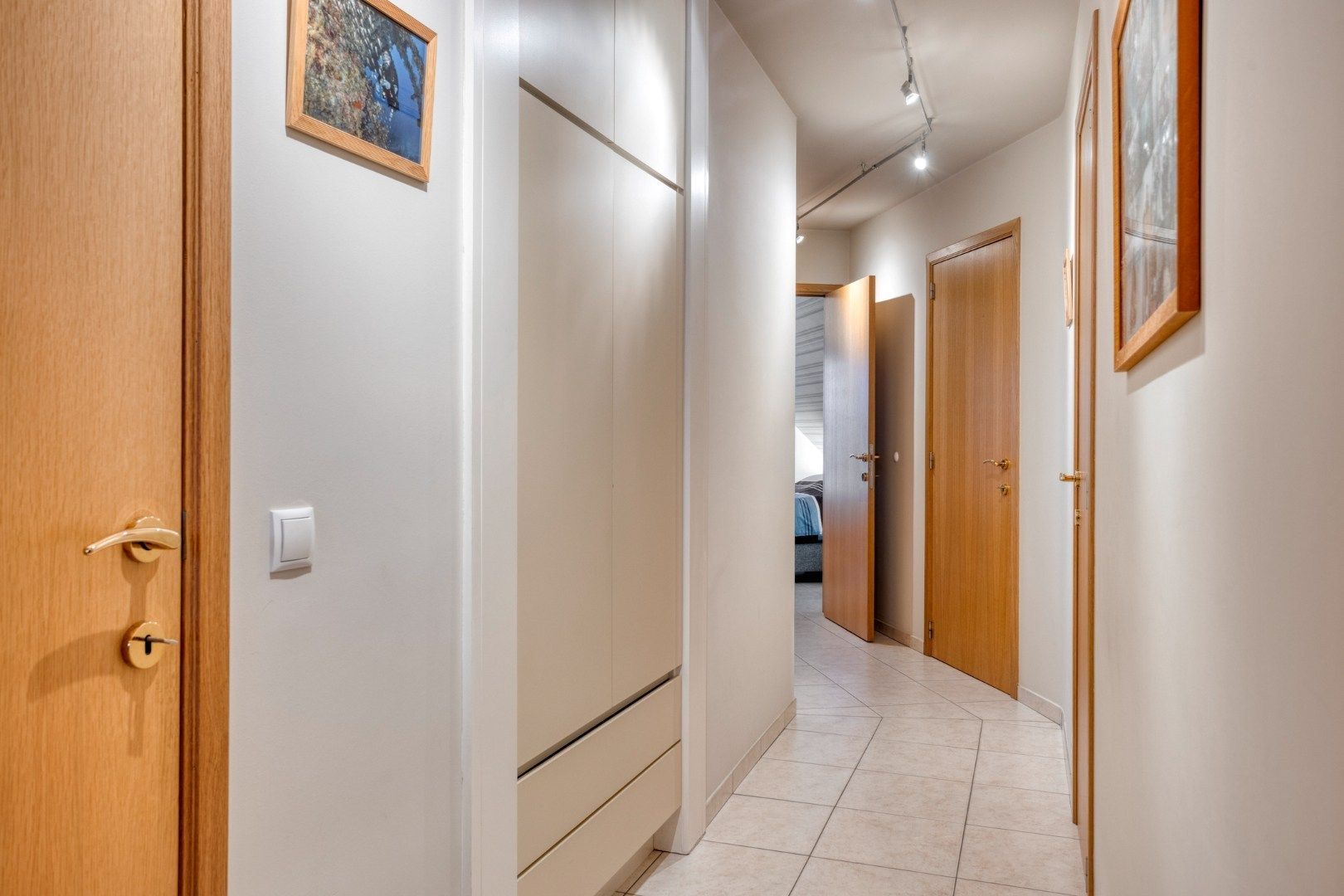 Stijlvol dakappartement met 2 slaapkamers en alle comfort foto 14