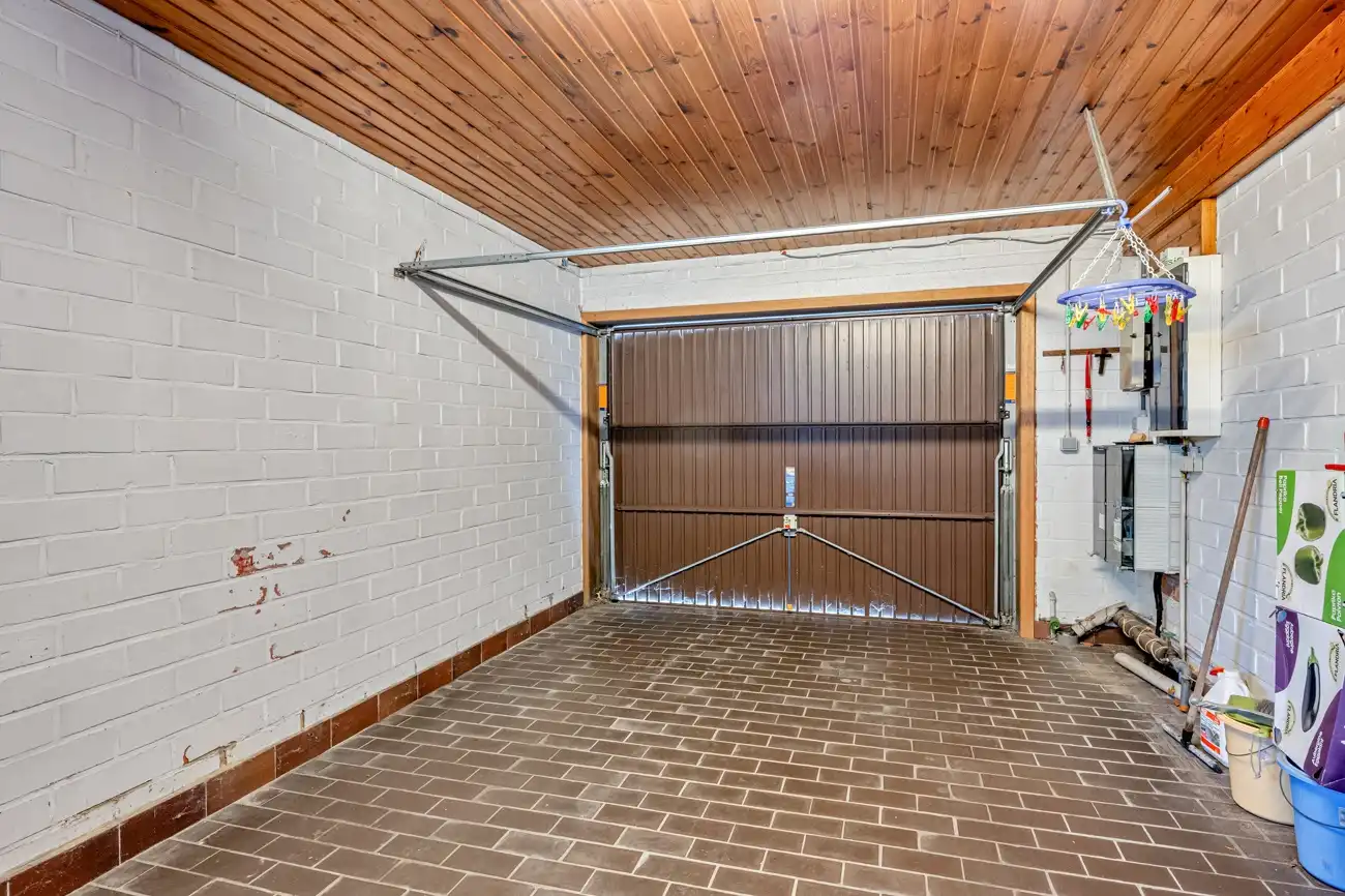 Architecturale gelijkvloerse open woning met inpandige garage op toplocatie nabij het centrum van Lochristi! foto 19