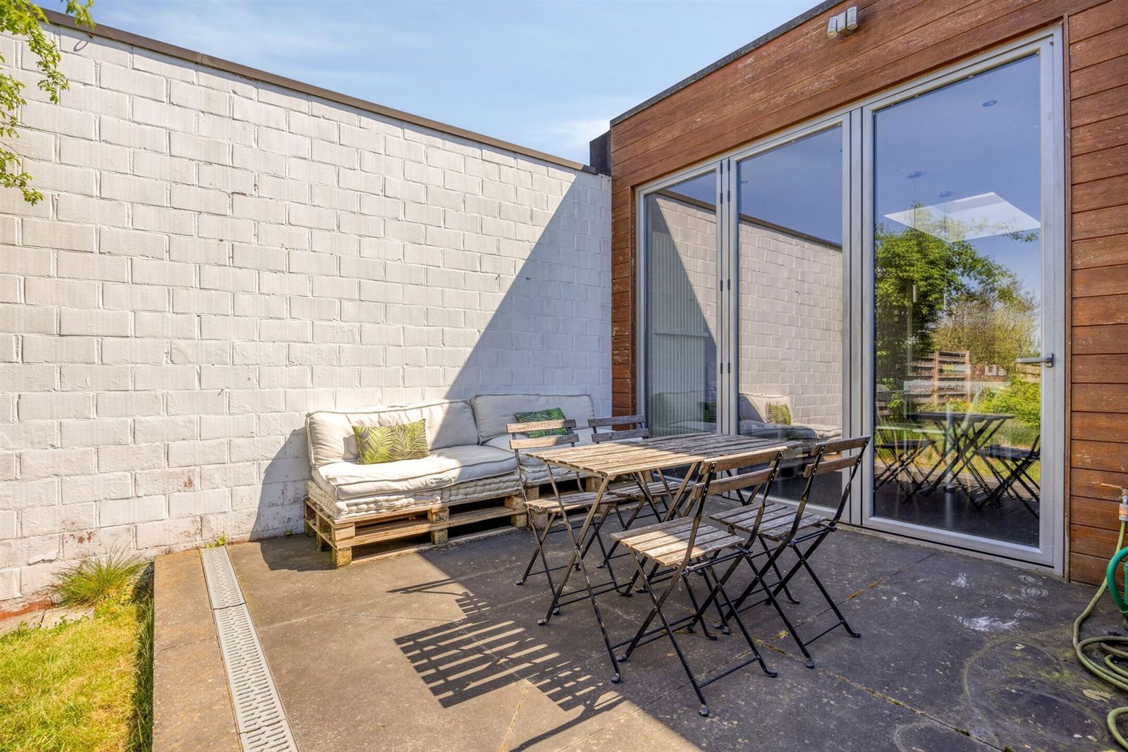 Woning met 2 slaapkamers, terras en tuin foto 20
