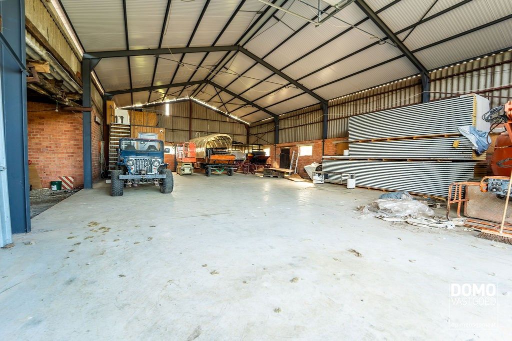Ruime perceel (45a97ca) met een goedgekeurde vergunning foto 9