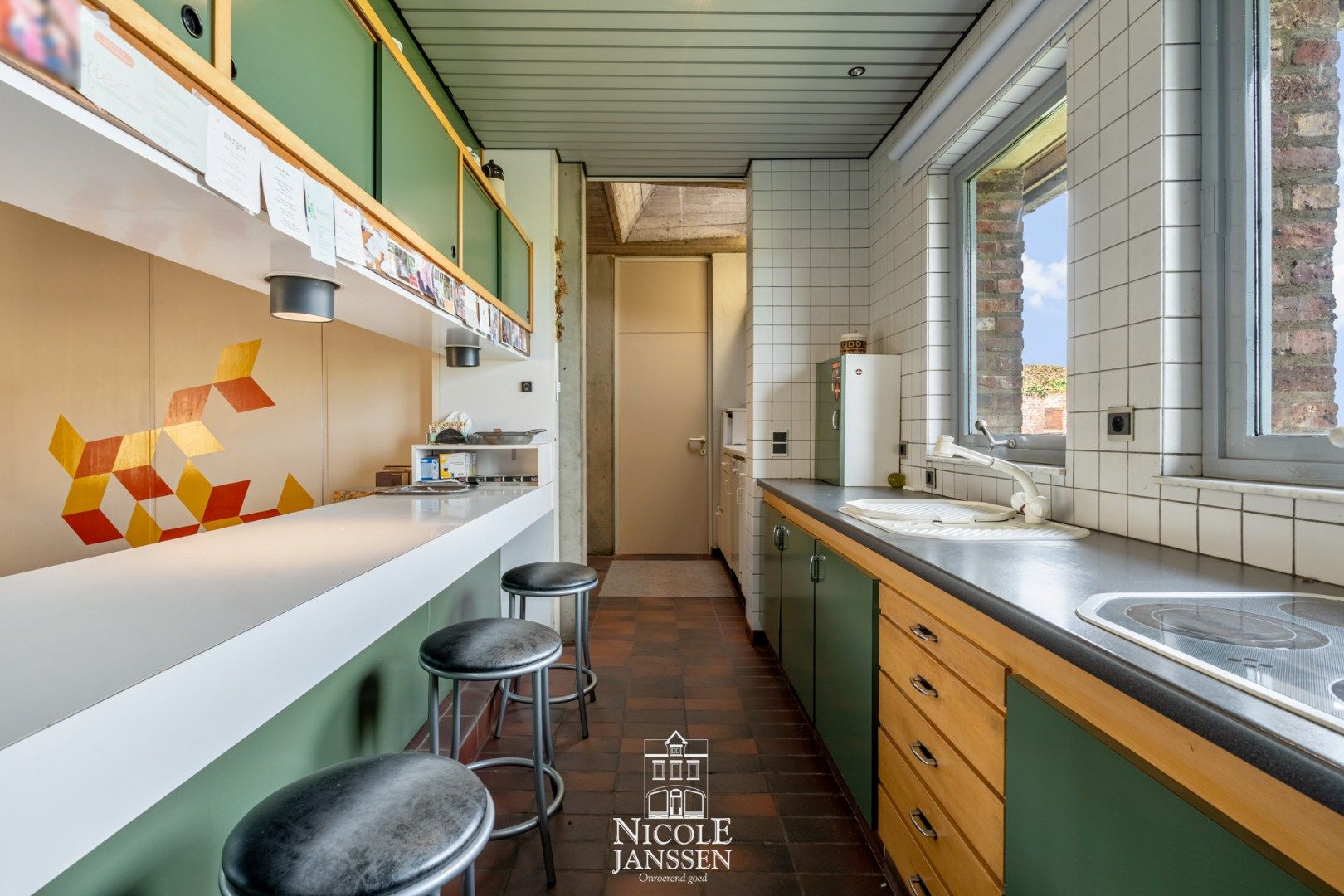 Unieke eigendom met landhuis en authentieke molen op een royaal perceel foto 8