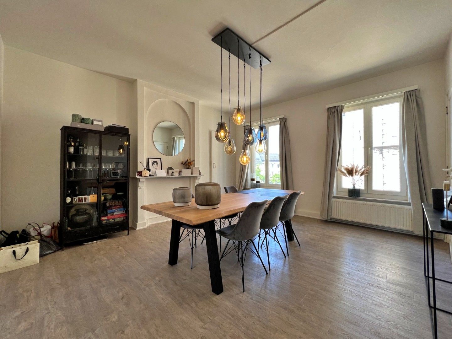 🌿 Rustig wonen in hartje centrum – 2 slpk appartement bij Sint-Michielskerk! foto 4