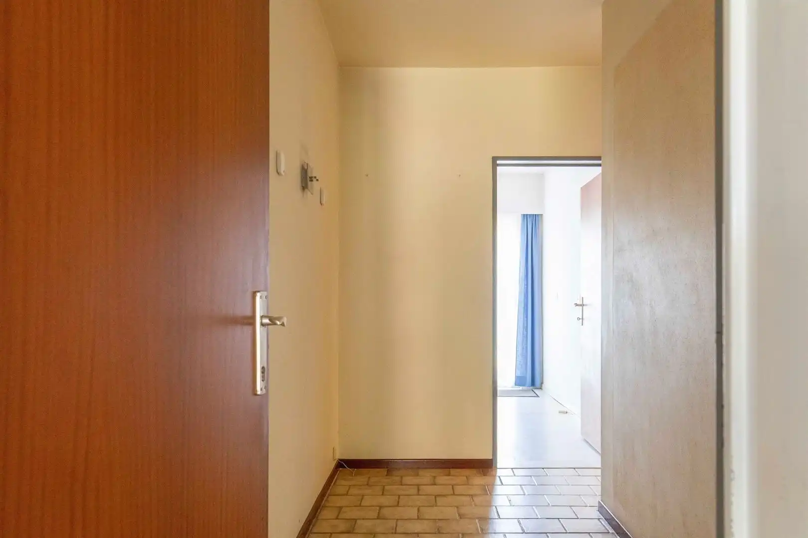 Gelijkvloersappartement met garage foto 7
