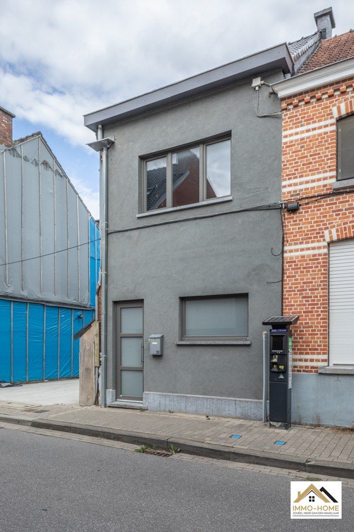 Gerenoveerde Gesloten bebouwing nabij centrum van Lokeren foto 10
