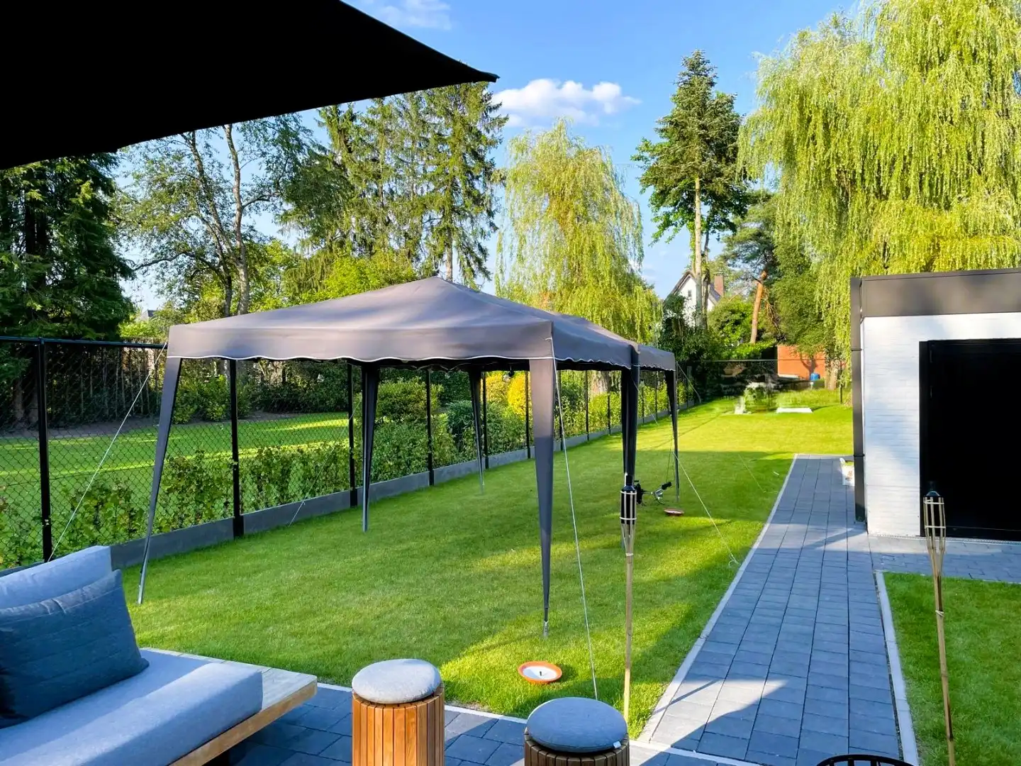 Instapklare vernieuwde woning op absolute topligging foto 6