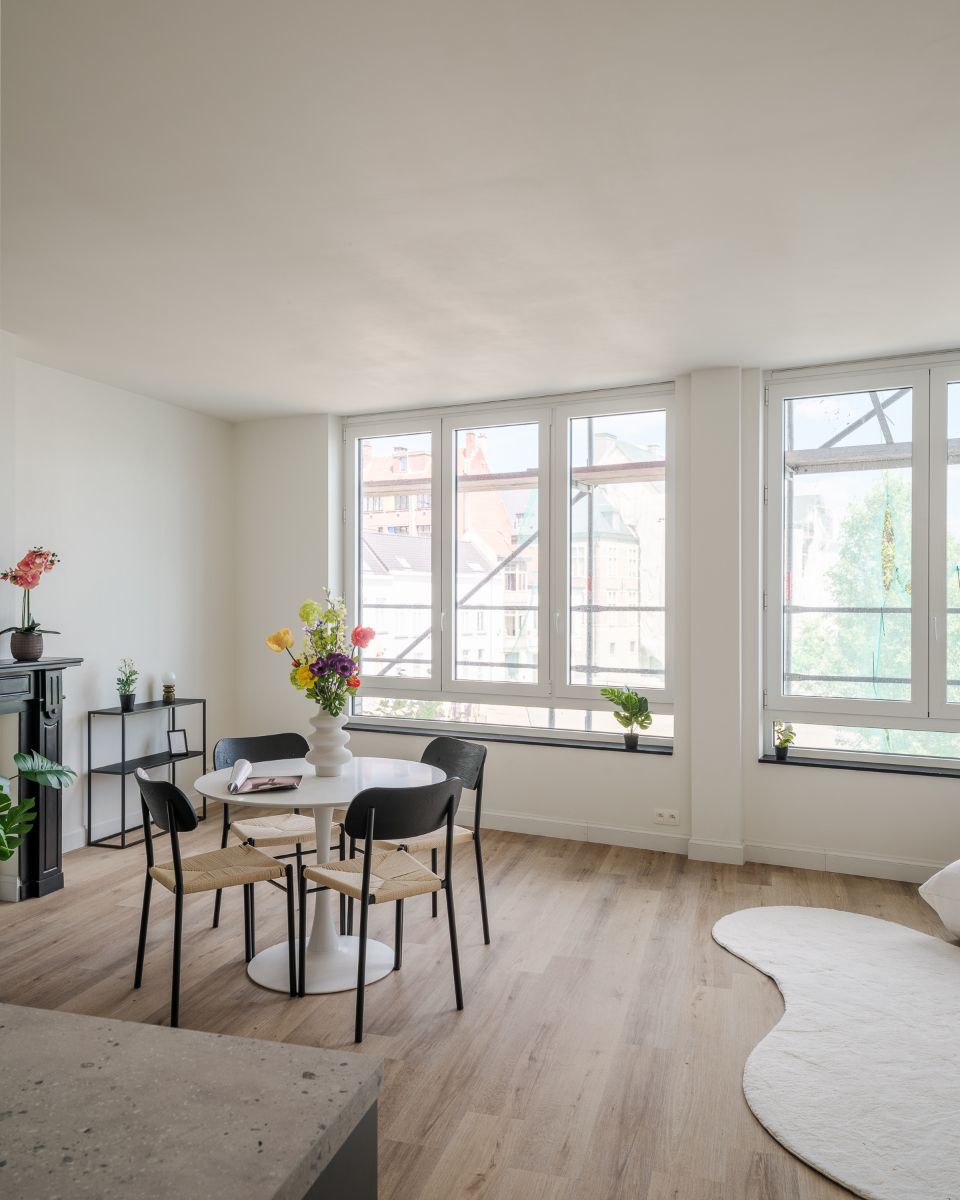 Modern, energiezuinig 2 slpk-appartement met zicht op Kramesplein! foto 3