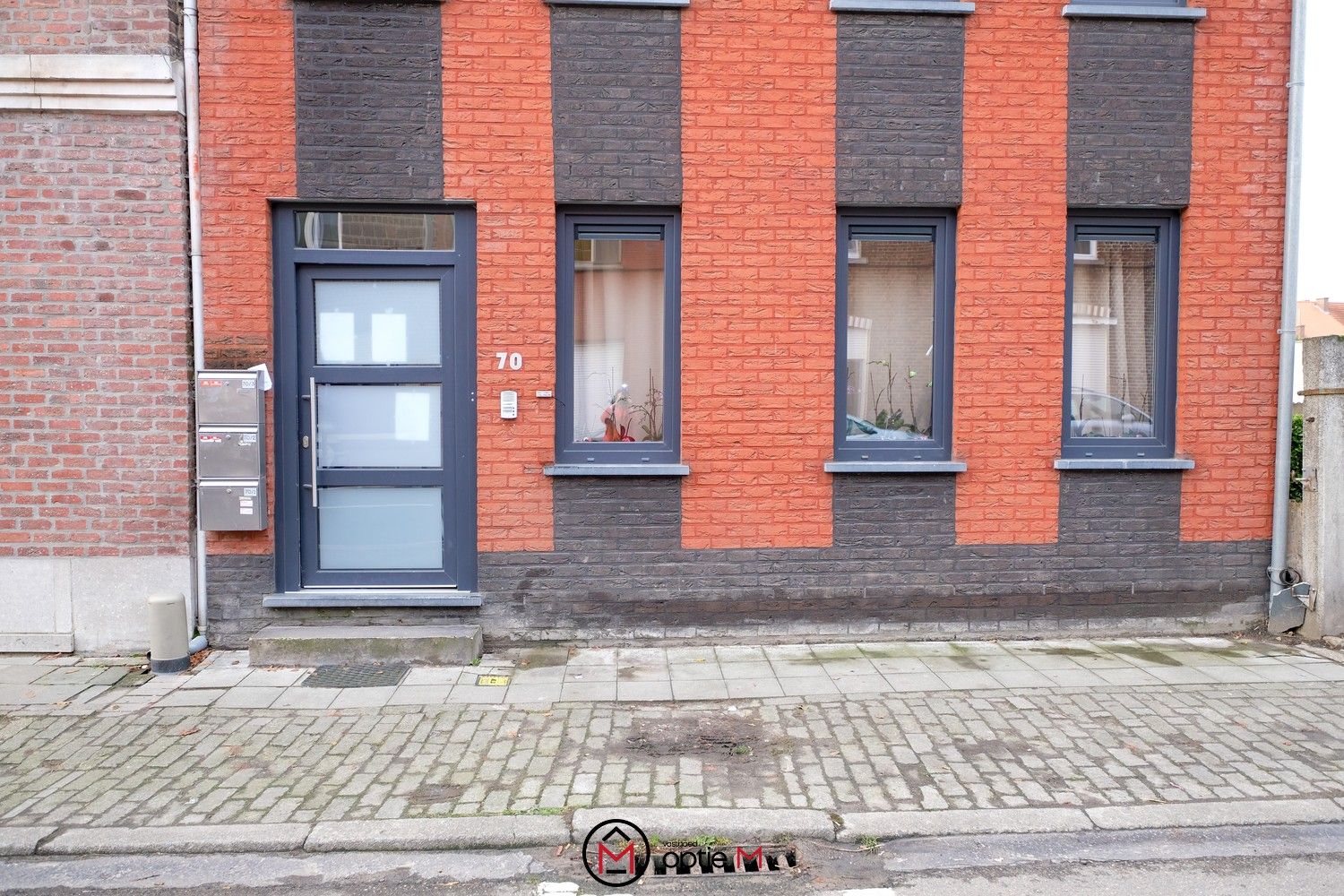 Centraal gelegen appartement met 2 slpks, terras en tuin foto 16