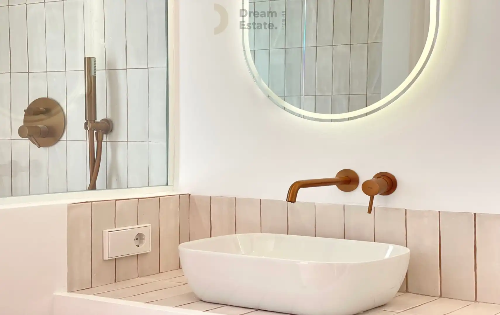 Luxe Ibiza-Style Villa met Panoramisch Bergzicht foto 9