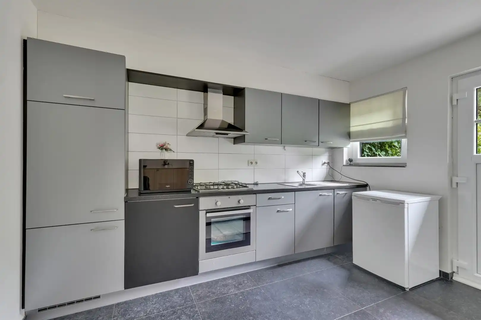 RUIME HOB MET 6 SLPKS EN TINY HOUSE TE KOOP - MAASMECHELEN foto 27