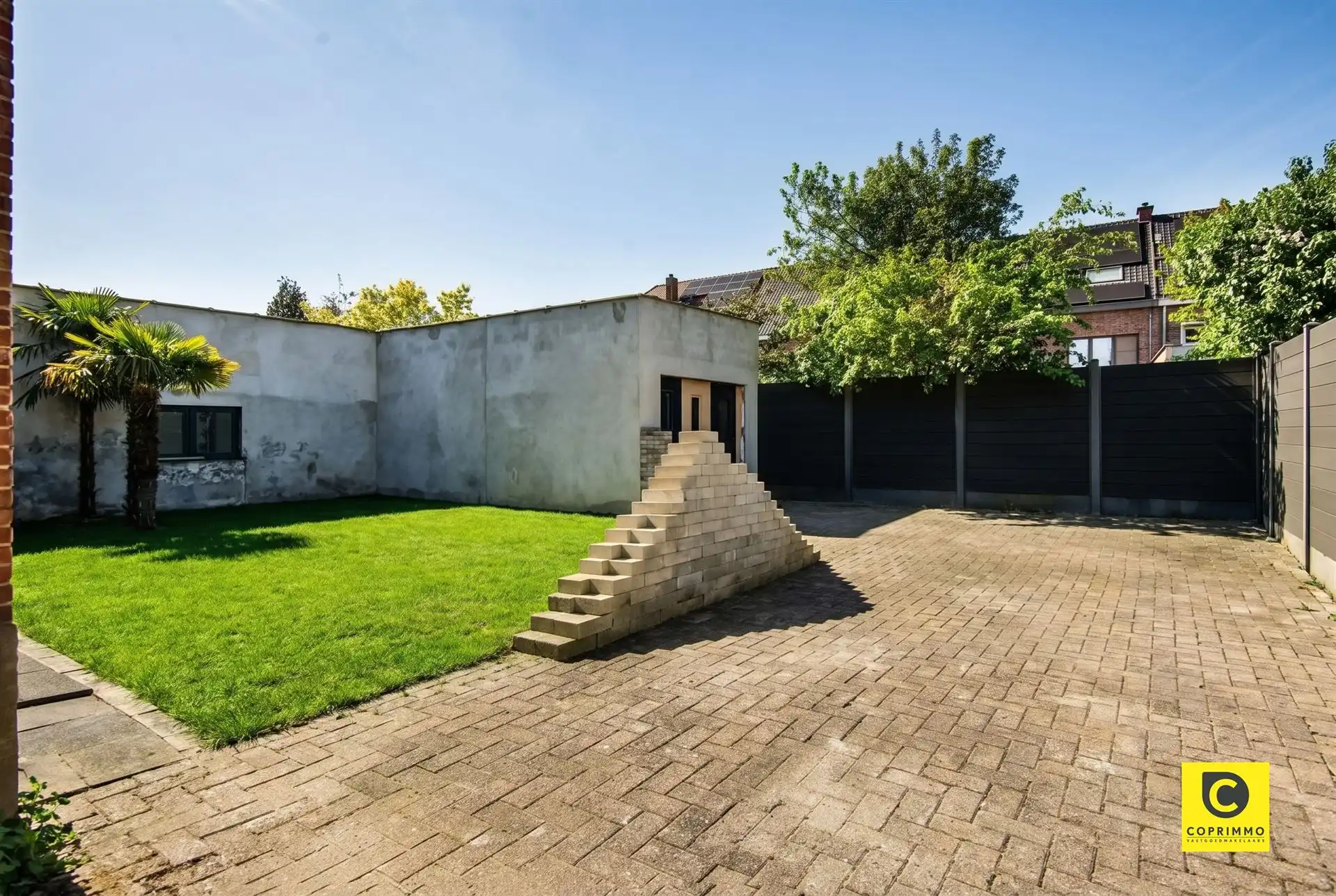 Woning: 4 slk + magazijn foto 10