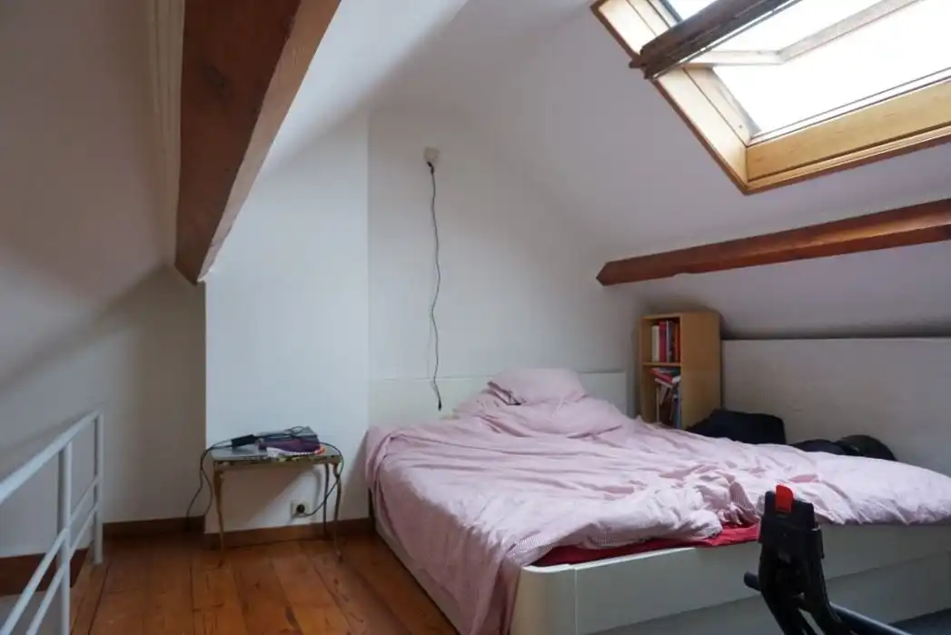 Gemeubelde duplexstudio centrum Leuven foto 7