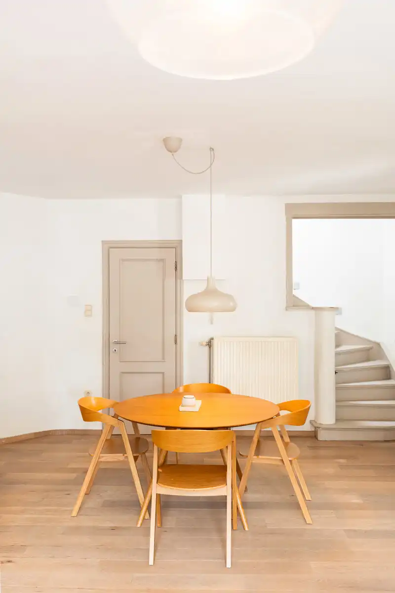 Ruime woning met praktijkruimte op toplocatie foto 6