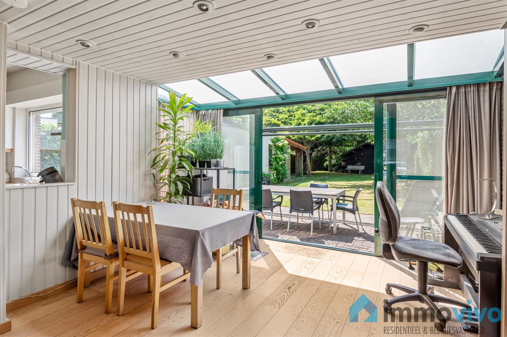 Mooie halfopen bebouwing op 420m² grond foto 9