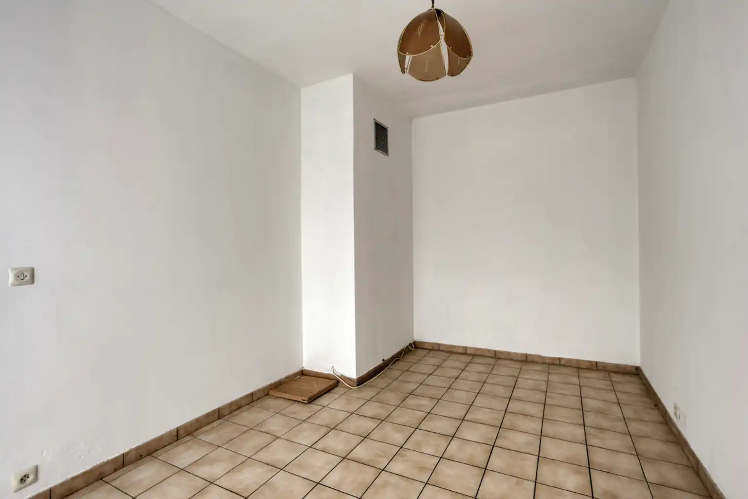 2-slaapkamer appartement in een kleinschalig gebouw foto 7