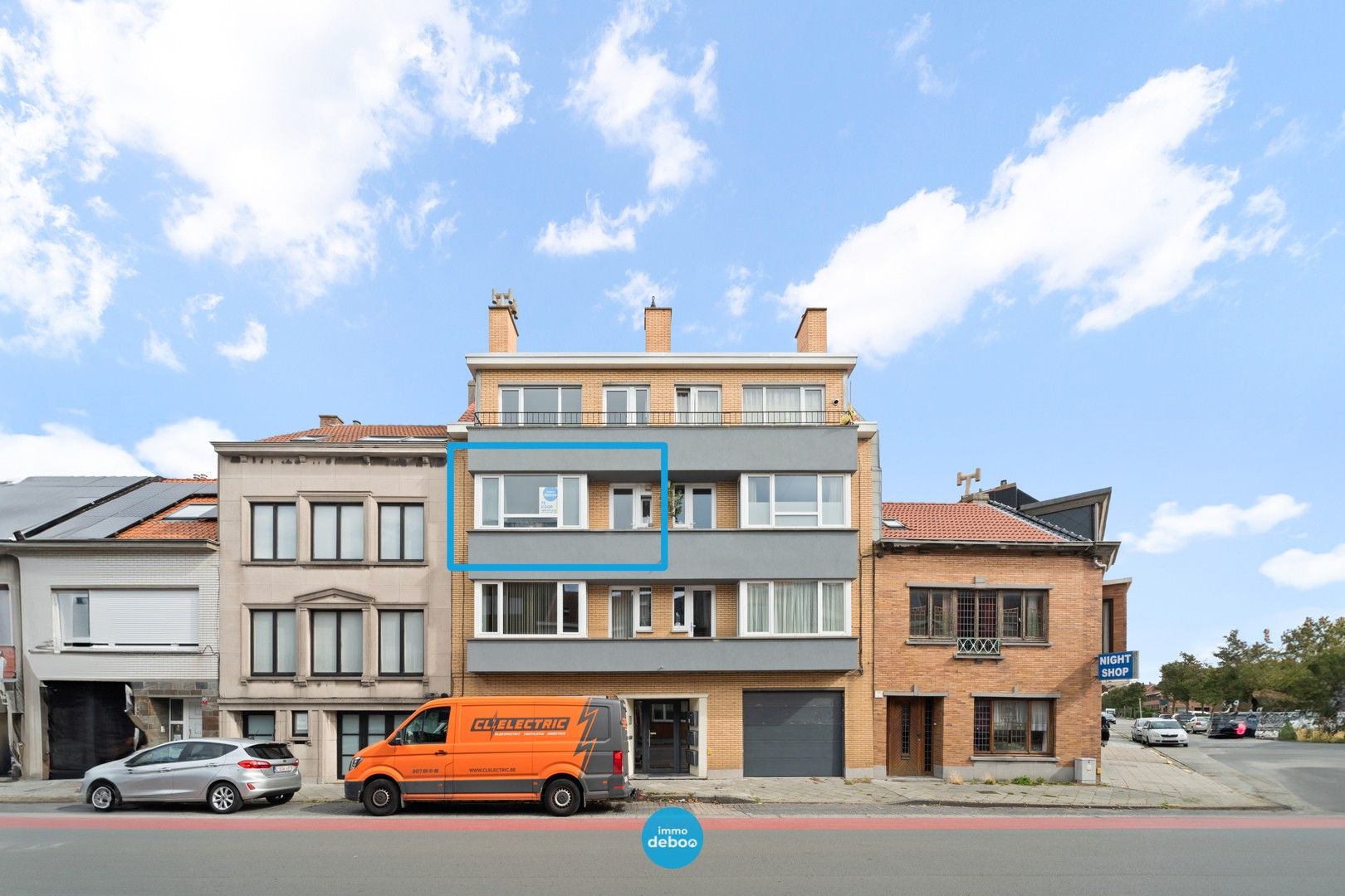 Gerenoveerd appartement met 2 terrassen foto 14