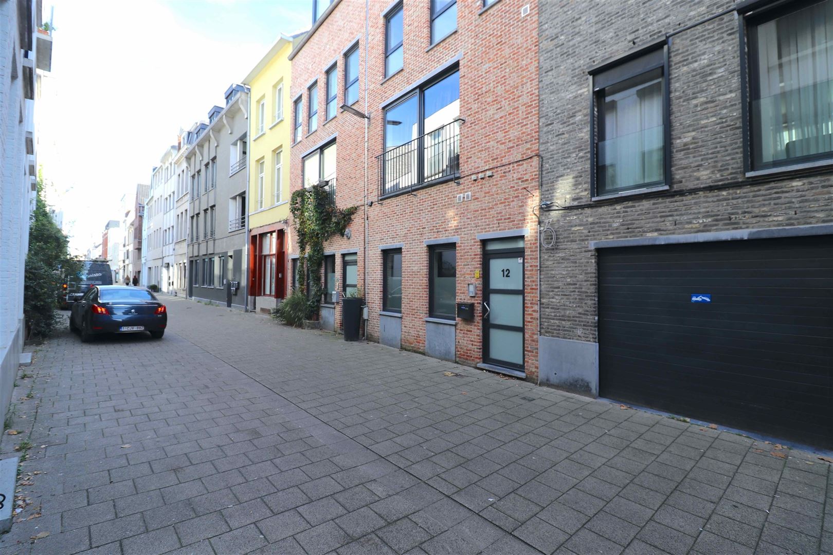 Moderne flat met terras foto 15