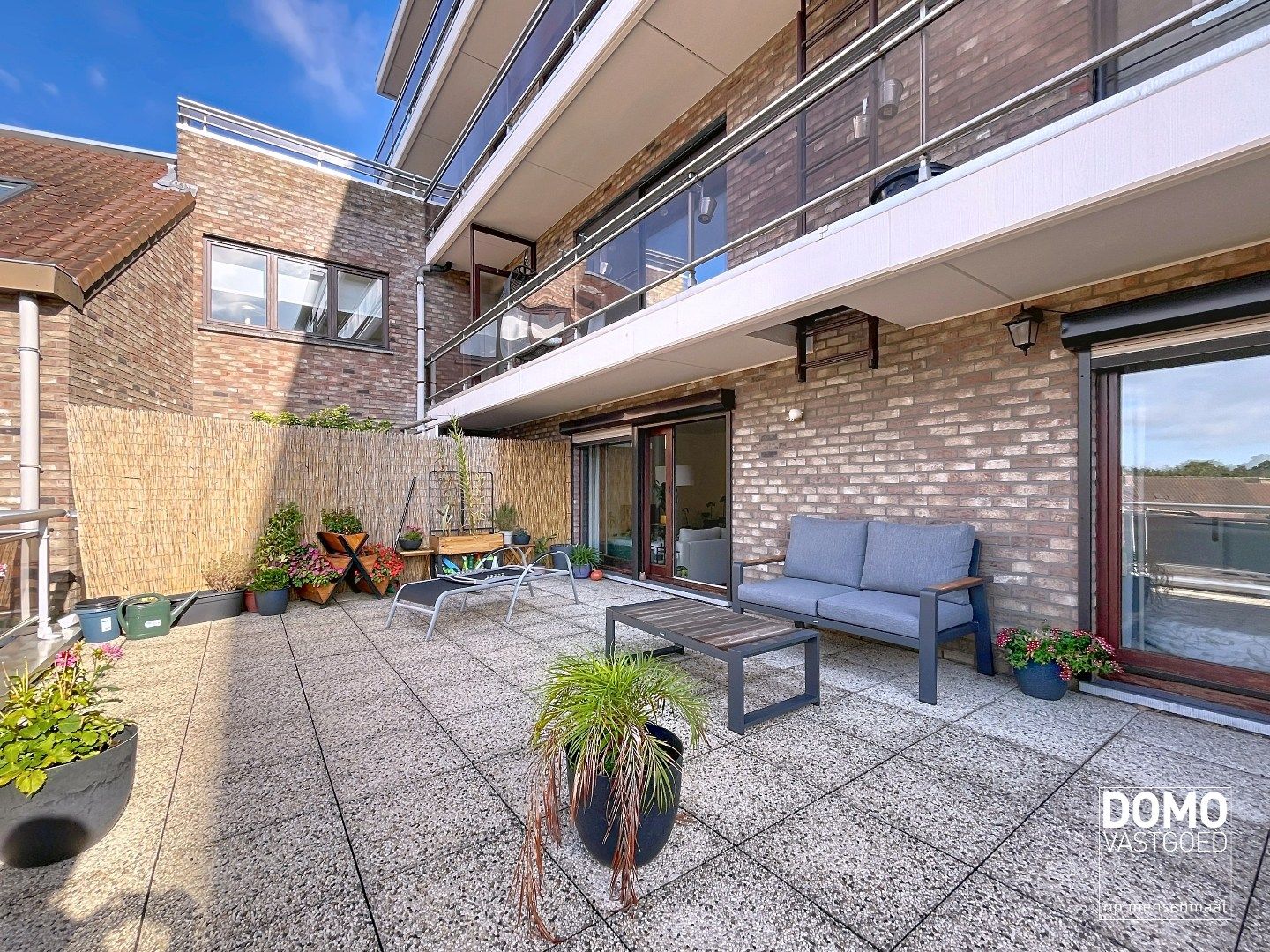 INSTAPKLAAR EN ENERGIEZUINIG 1 SLAAPKAMER APPARTEMENT MET RUIM TERRAS, ONDERGRONDSE AUTOSTANDPLAATS EN KELDERBERGING TE HASSELT foto 11