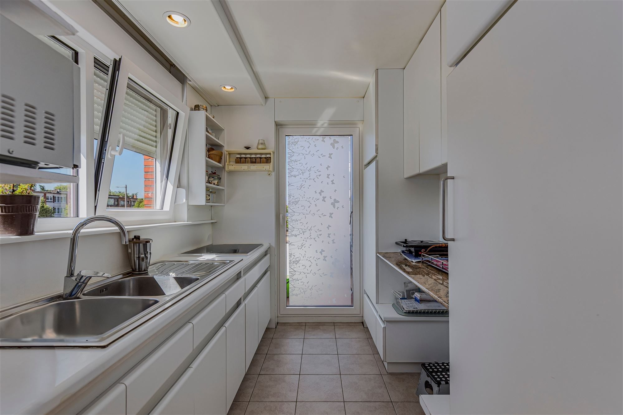Instapklaar appartement met 2 slaapkamers in een rustige woonwijk te Deurne foto 4