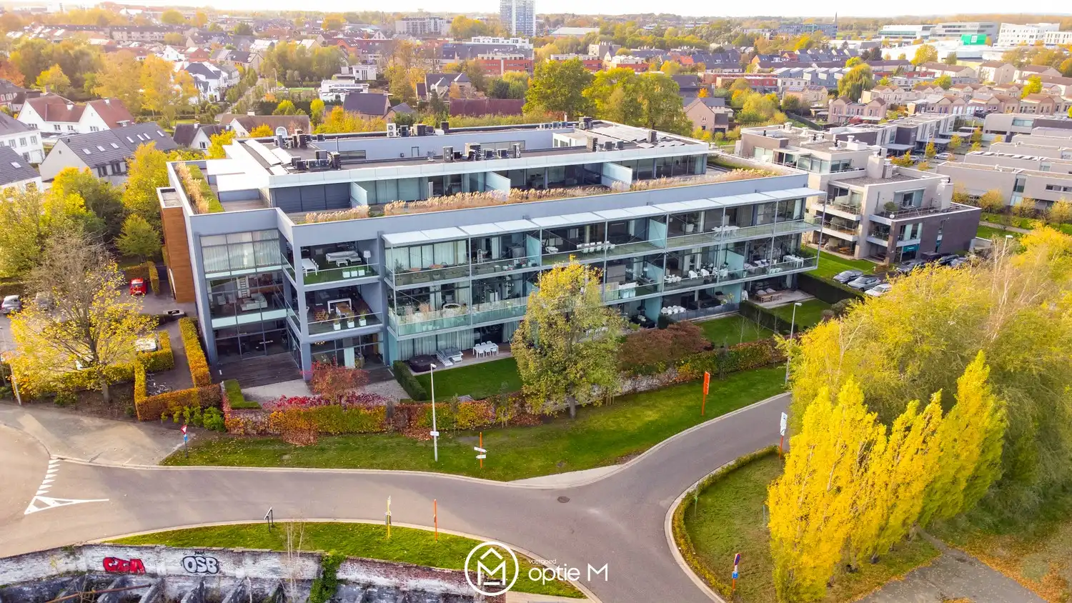 RUIME LUXE LOFT MET GROTE TERRASSEN foto 3