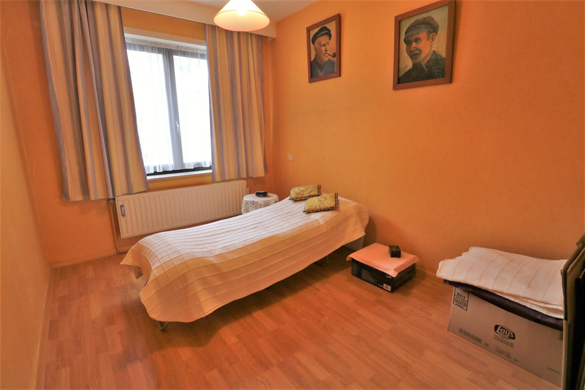 Verzorgd 2 slaapkamer appartement in het centrum van Oostende! foto 7